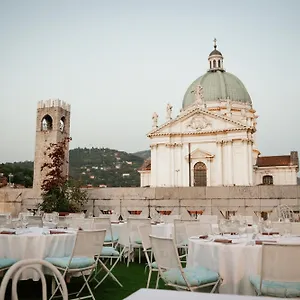Otel Vittoria, Brescia